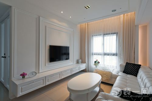 苏州装修网推荐：优雅白色新古典风格婚房样板间 客厅以白色为基色