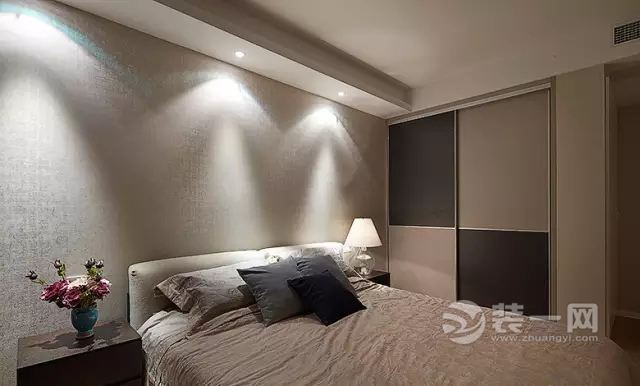 105平米现代风格三居室装修效果图